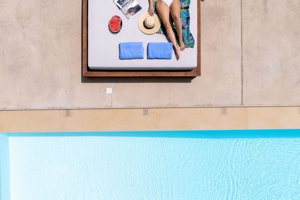 Foto van Chique familieprines landelijke oase - Vakantiehuis in Prines - PoolOfHouse