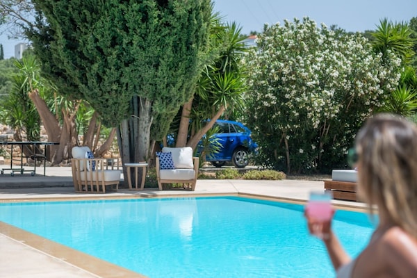 Foto van Chique familieprines landelijke oase - Vakantiehuis in Prines - PoolOfHouse