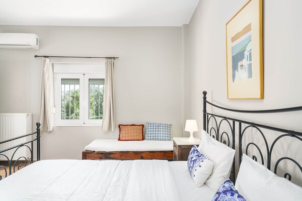 Foto van Charming spacious house, 5min from Rethymno! - Vakantiehuis in Tria Monastiria - BedRoom