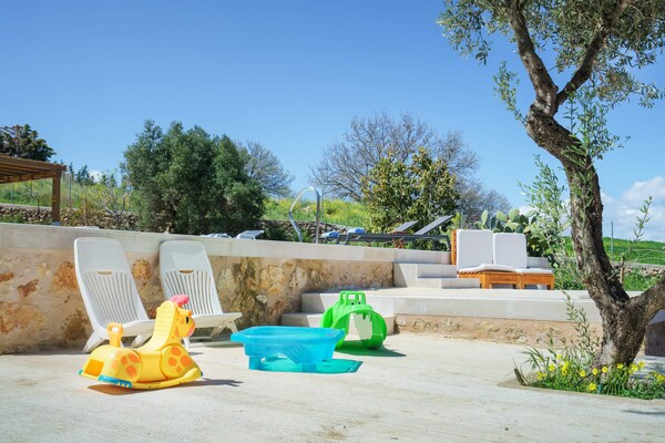Foto van Charming spacious house, 5min from Rethymno! - Vakantiehuis in Tria Monastiria - Outdoor