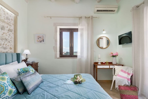 Foto van Armeni Mountain Oasis met 3 slaapkamers - Vakantiehuis in Armeni - BedRoom