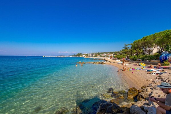 Foto van Appartement in Kroatië met zeezichtterras - Vakantiehuis in Malinska - AreaSummer20KM