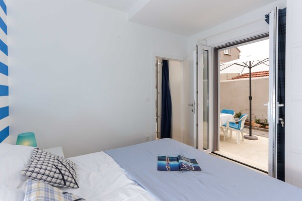 Foto van Apartments Villa Karmen - Comfort One-Bedroom Apartment with Terrace (Marine) - BedRoom