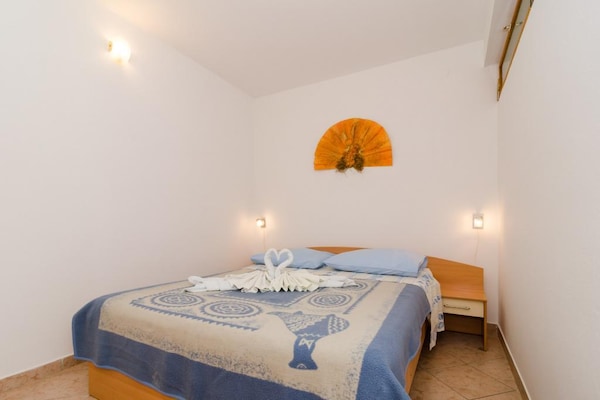 Foto van Apartments Villa Dingač-Borak - Two Bedroom Apartment with Terrace No. 1 - BedRoom