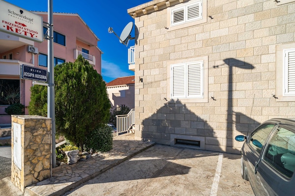 Foto van Apartments Senjo - Studio Apartment with Balcony with Sea View (Apartman 4) - Outdoor