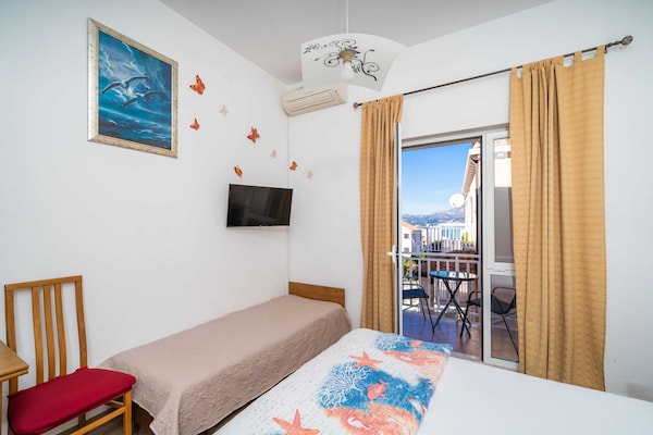 Foto van Apartments Senjo - Studio Apartment with Balcony with Sea View (Apartman 4) - View