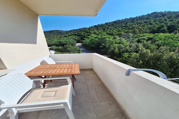 Foto van Apartments Dalmatin Žuljana - Studio Apartment 1 - Vakantiehuis in Zuljana - Outdoor