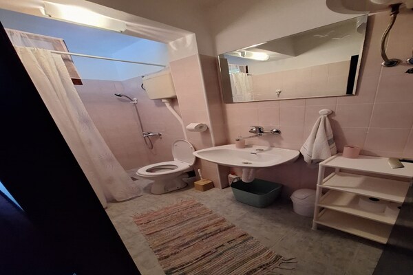 Foto van Apartments Dalmatin Žuljana - Studio Apartment 1 - Vakantiehuis in Zuljana - Outdoor