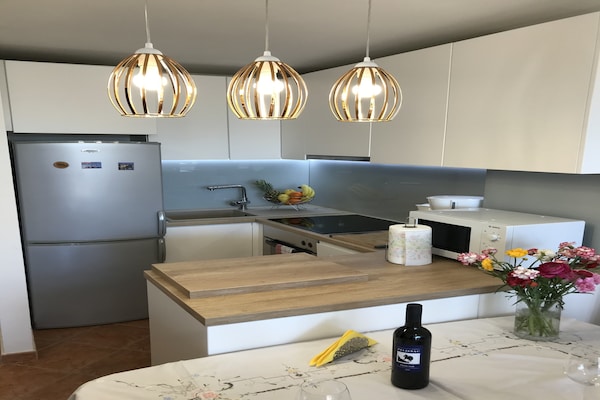 Foto van Apartment City Walk (ST) - Comfort One Bedroom Apartment with Balcony and City View (A2) - Kitchen