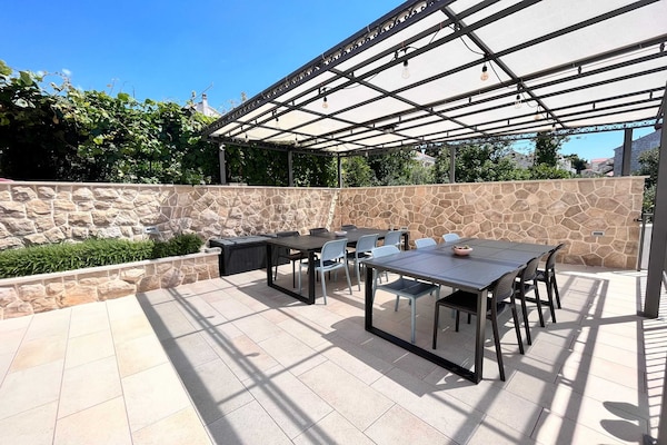 Foto van Apartments Villa Lukas - ''No.10'' Gallery Studio Apartment with Balcony and Sea View - terrace