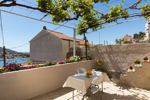 Foto van Apartment Meet & Greet- Studio Apartment with Terrace and Sea View - terrace