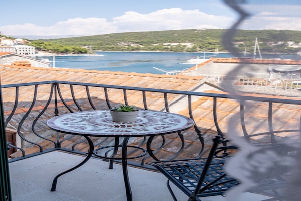 Foto van Apartments Sonja - Two Bedroom Apartment with Balcony and Garden View (A3+2) (ST) - TerraceBalcony