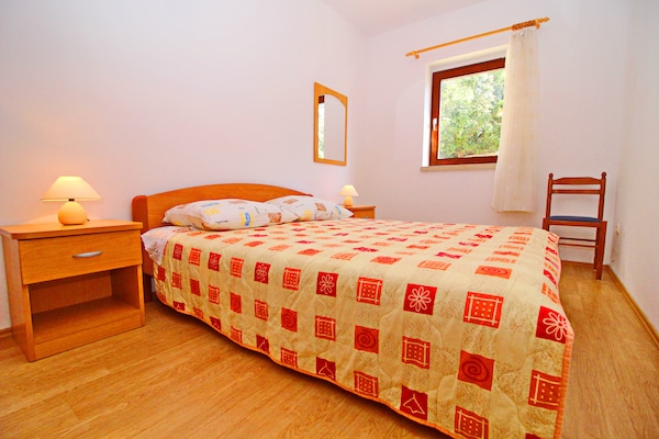 Foto van Apartment Classic Korčula - Two Bedroom Apartment with Terrace and Sea View - BedRoom
