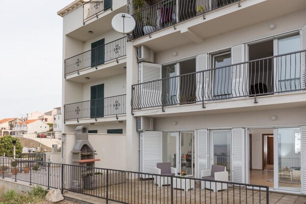 Foto van Apartment Manuela - One-Bedroom Apartment with Balcony and Sea View - Outdoor