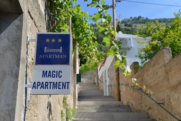 Foto van Apartment Magic - One Bedroom Apartment with Sea View - Outdoor