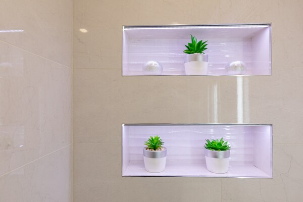 Foto van 2 kamer appartement met bubbelbad - Vakantiehuis in Mlini - BathRoom