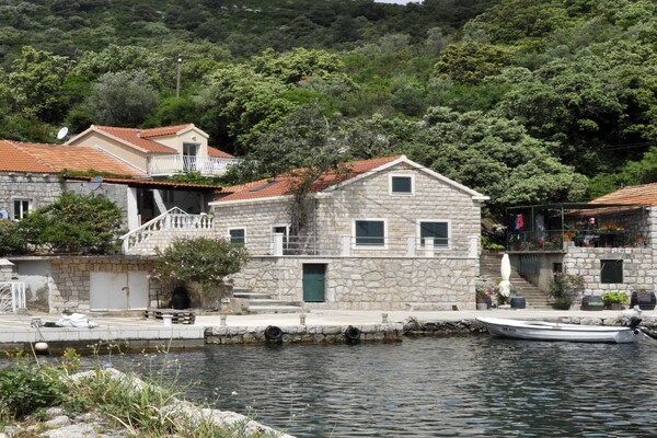 Foto van Apartment Danijela Mljet - Studio Apartment with Balcony and Sea View - View