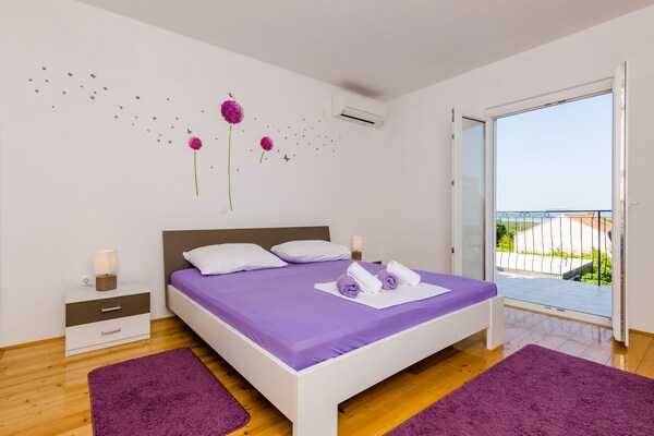 Foto van Apartment & Rooms Maždin - One Bedroom Apartment with Balcony and Sea View - BedRoom