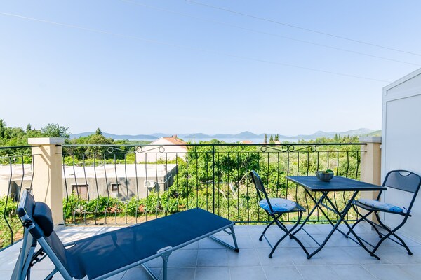 Foto van Apartment & Rooms Maždin - One Bedroom Apartment with Balcony and Sea View - TerraceBalcony