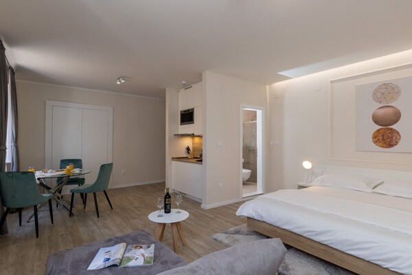Foto van Apartments Urbis - Premium Studio Apartment with City View (Lijevi) - BedRoom