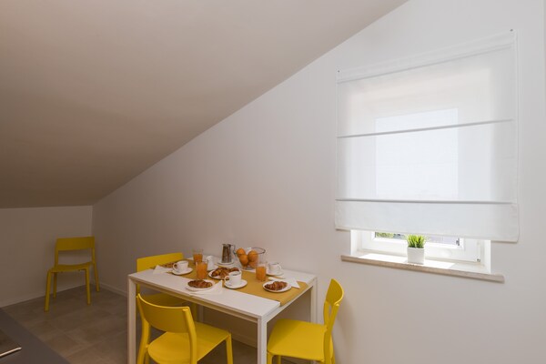 Foto van Romance Apartments Dubrovnik - One Bedroom Apartment with Patio (R3) - DiningRoom