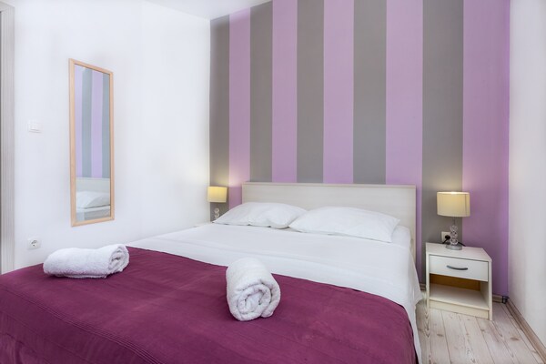 Foto van Apartments Magdales - Two Bedroom Apartment with Balcony A1 - BedRoom