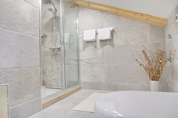 Foto van Apartments Sweet Escape - Studio Apartment with Terrace and Sea View (1) - BathRoom