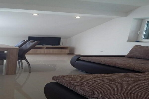 Foto van Apartments Mlikota - One Bedroom Apartment with Balcony - A5 59675 - Indoor