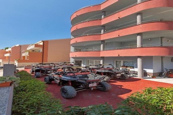Foto van Apartments Villa Juric - One Bedroom Apartment with Balcony - 2 - Outdoor