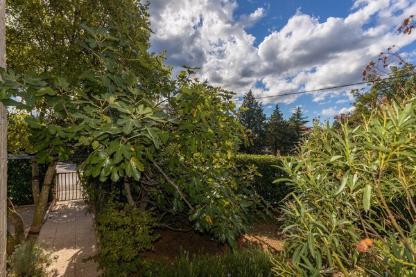 Foto van Apartments Ilija Njavro - One Bedroom Apartment with Terrace and Sea View - GardenSummer