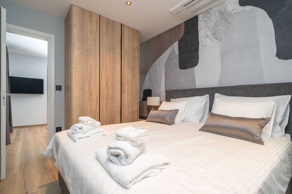 Foto van Apartments Villa Royale - Premium One Bedroom Apartment with Sea View - BedRoom