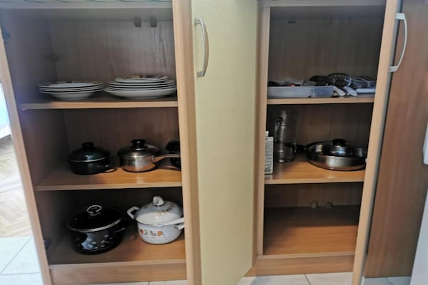 Foto van Apartments White House - Two Bedroom Apartment with Balcony and Sea View 2 - Kitchen