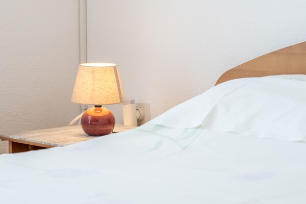 Foto van Charming Trogir Apartments with Balcony - One Bedroom Apartment - BedRoom