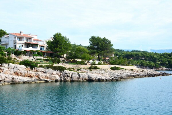 Foto van Blissful Bay Apartments Vrboska - Classic Two Bedroom Apartment with Terrace - View