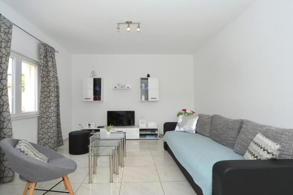 Foto van Holiday Home Mery - Two Bedroom House - Vakantiehuis in Vinisce - BedRoom