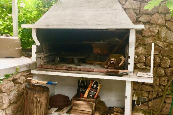 Foto van Beach House - 2m from beach - Three Bedroom House - Vakantiehuis in Starigrad-Paklenica - Facilities