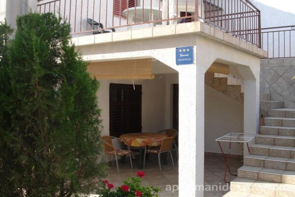 Foto van Charming Apartments Dokoza Drage - Two Bedroom Apartment with Terrace - Outdoor