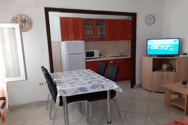 Foto van Charming Apartments Dokoza Drage - Two Bedroom Apartment with Terrace - LivingRoom