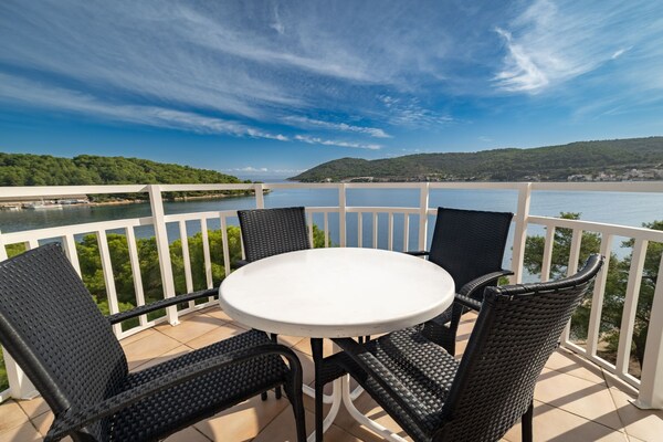 Foto van Double Room Sea View 9 - Vakantiehuis in Vis - Terrace