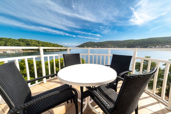 Foto van Double Room Sea View 9 - Vakantiehuis in Vis - Terrace