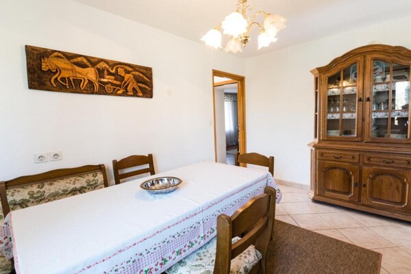 Foto van Comfort Villa Roza in Umag - 5 Bedroom With Pool - Vakantiehuis in Umag - Outdoor