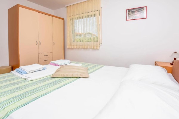 Foto van Aurel Suites- One Bedroom Apartment with Balcony - Vakantiehuis in Rogoznica - BedRoom