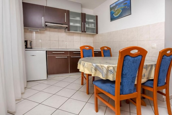 Foto van Aurel Suites-Two Bedroom with Balcony - Vakantiehuis in Rogoznica - Kitchen