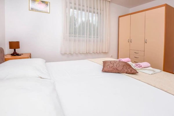 Foto van Aurel Suites-Two Bedroom with Balcony - Vakantiehuis in Rogoznica - BedRoom