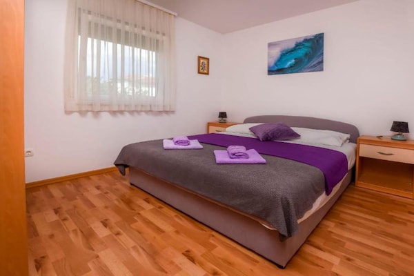 Foto van Aurel Suites- Classic Two Bedroom with Balcony - Vakantiehuis in Rogoznica - BedRoom