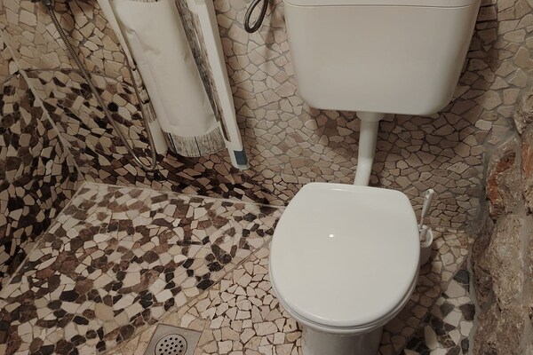 Foto van Comfort Kostrena Apartments Rijeka - One bedroom apartment with terrace (8) - BathRoom