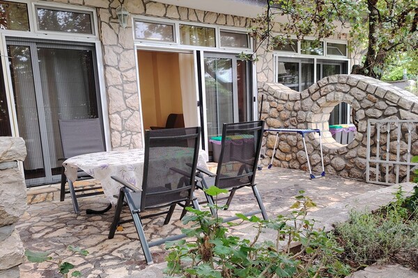 Foto van Comfort Kostrena Apartments Rijeka - One bedroom apartment with terrace (8) - Terrace