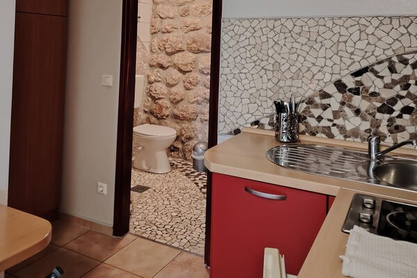 Foto van Comfort Kostrena Apartments Rijeka - One bedroom apartment with terrace (8) - LivingRoom