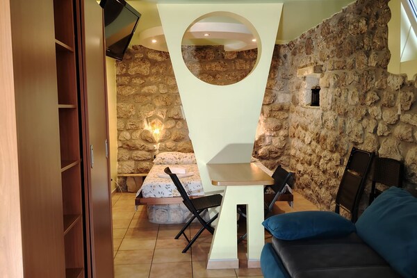 Foto van Comfort Kostrena Apartments Rijeka -Studio Apartment with terrace (7) - BedRoom