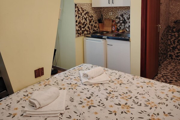 Foto van Comfort Kostrena Apartments Rijeka -Studio Apartment with terrace (7) - BedRoom